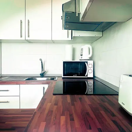 Renovated Flat With Balcony Near Las Vistas Beach *